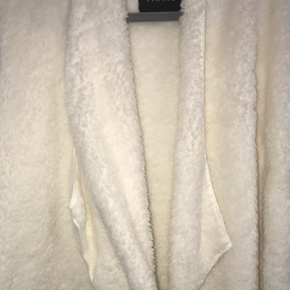 NWT🎈Soft Sherpa long sleeve coat/shrug - Picture 6 of 7